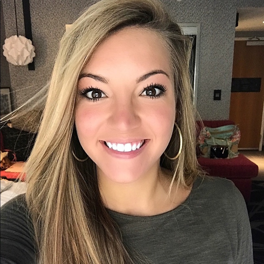 Meet your Posher, Kaitlyn